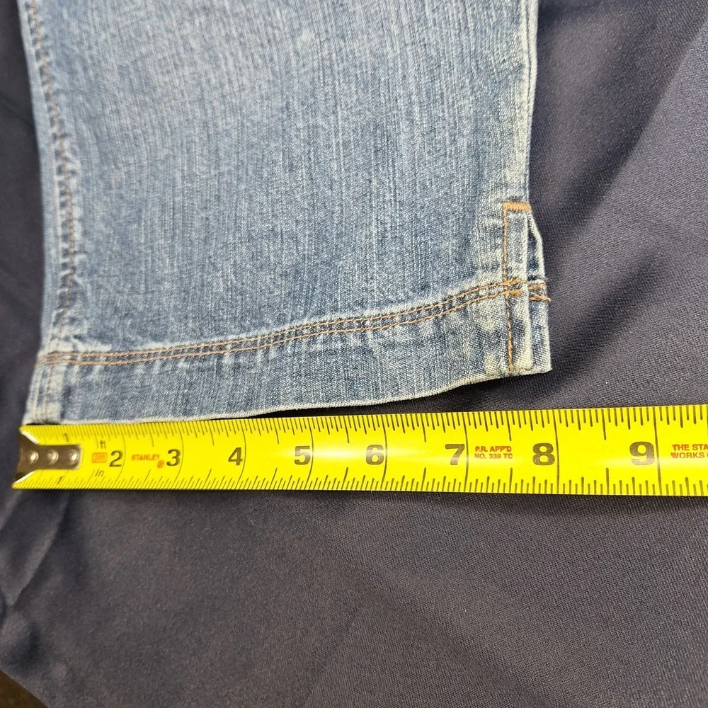 EDDIE BAUER Size 6 Bermuda 14